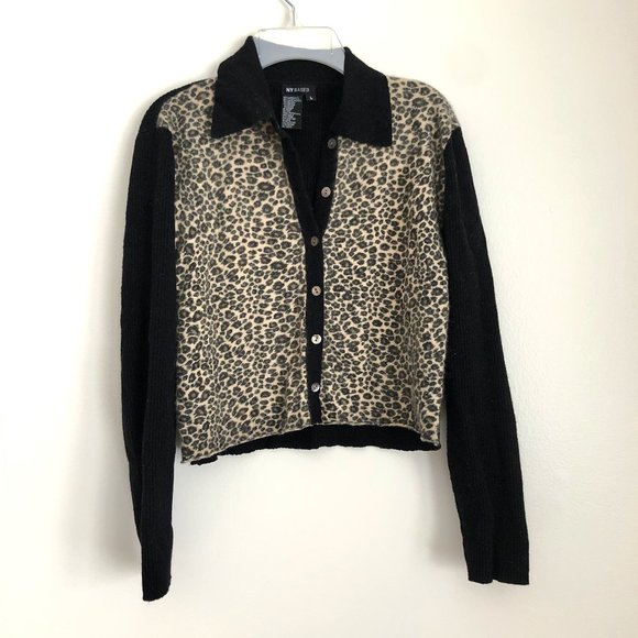 Giraffe Cardigan - Picture 1 of 4